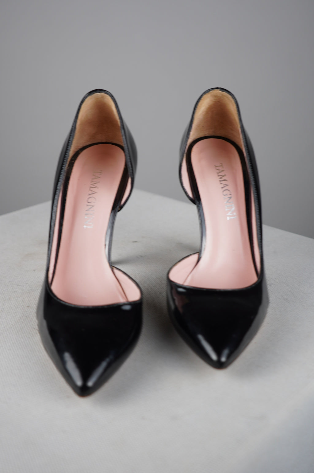 Deccollete' in vera pelle laccata n 36