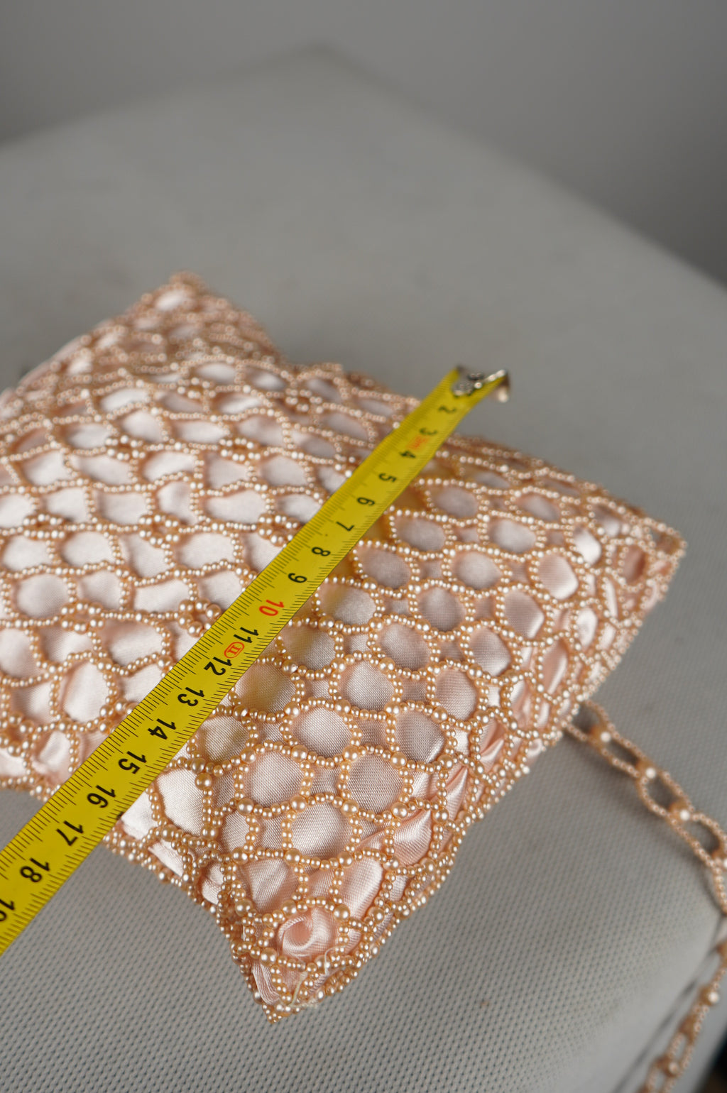 Borsetta vintage ricamata in perline