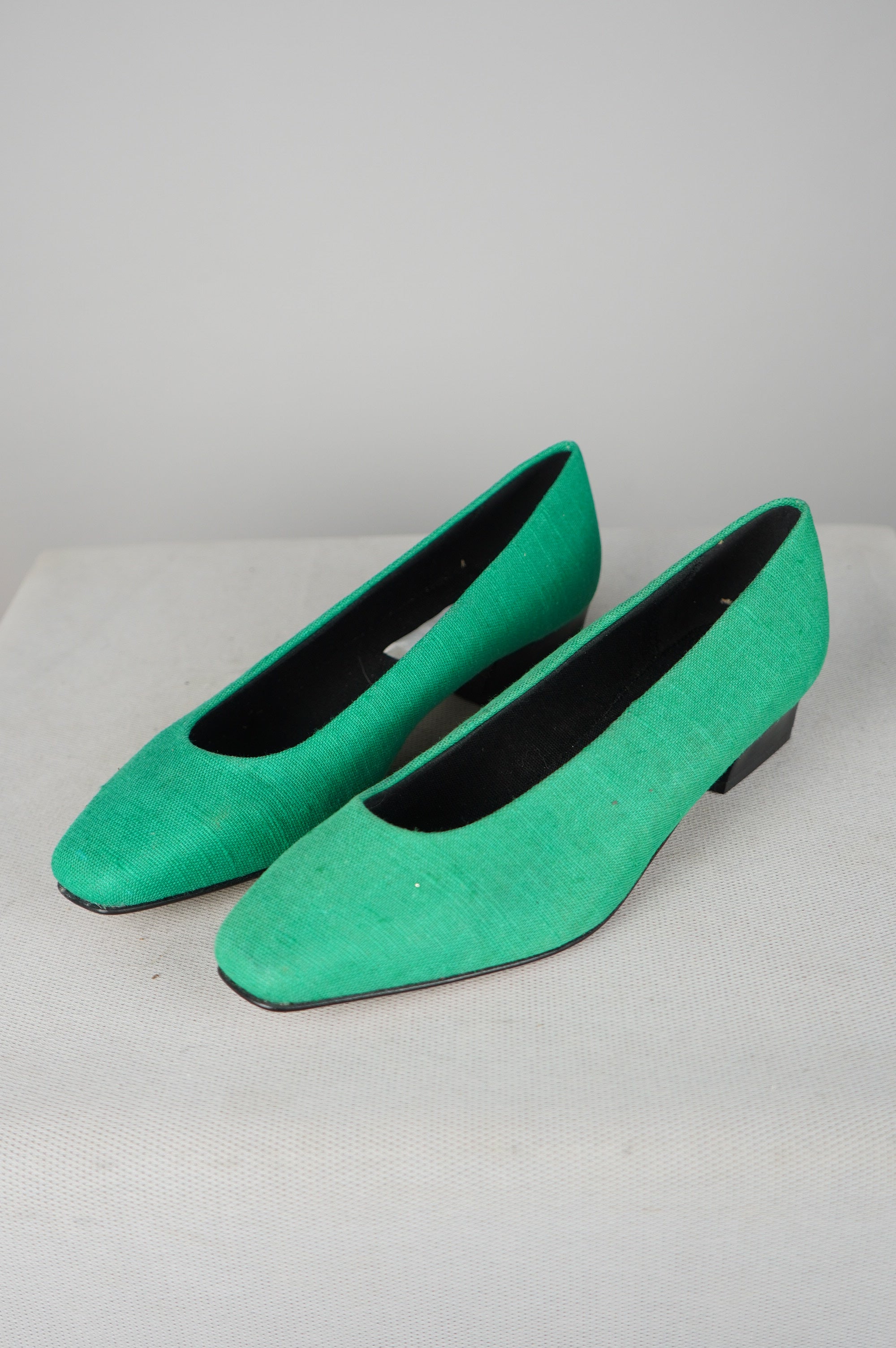 Ballerine vintage a punta quadra