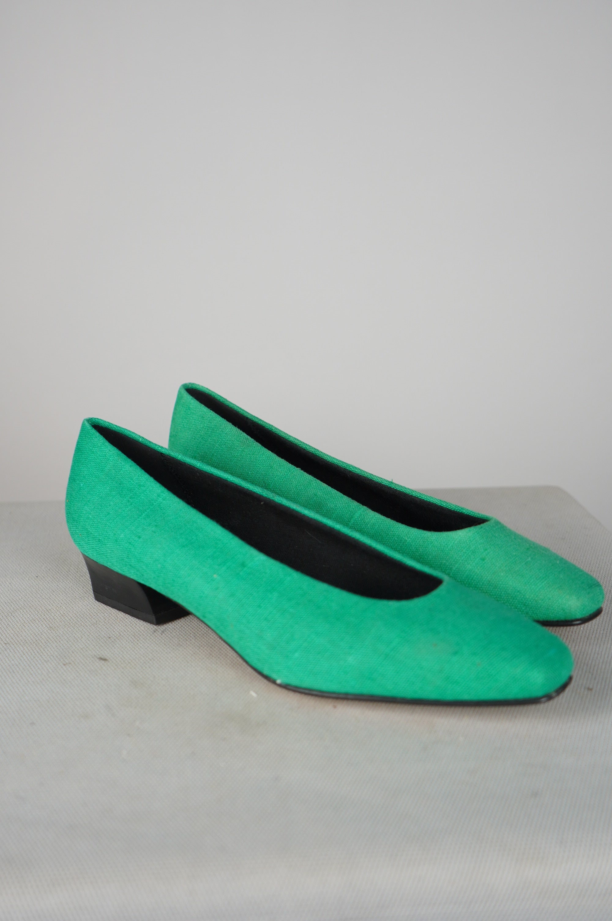 Ballerine vintage a punta quadra