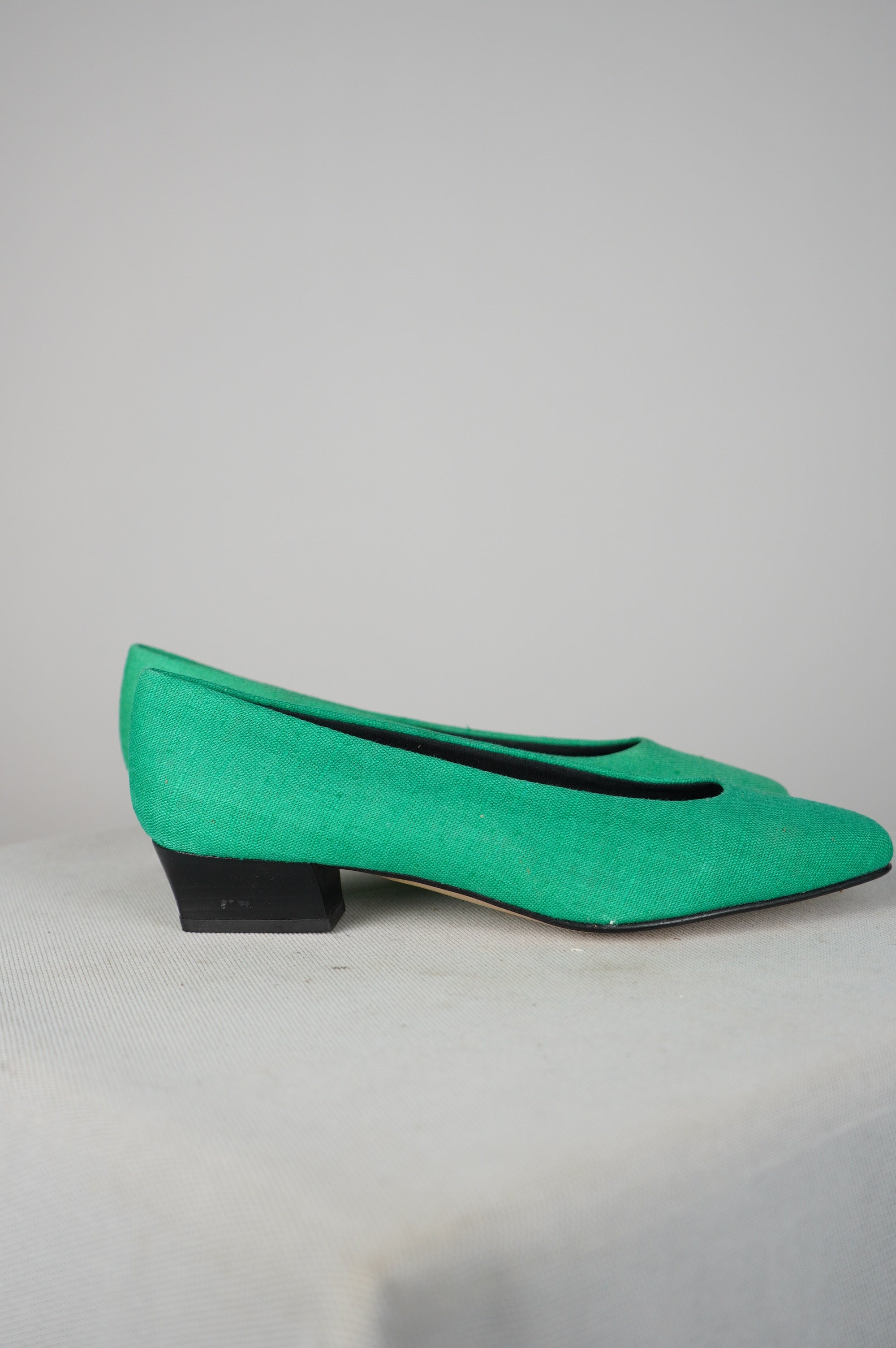 Ballerine vintage a punta quadra