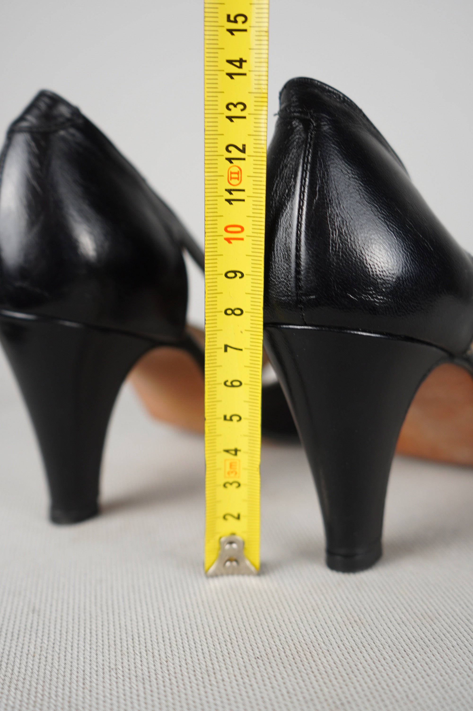 Tacchi vintage in vera pelle n 39