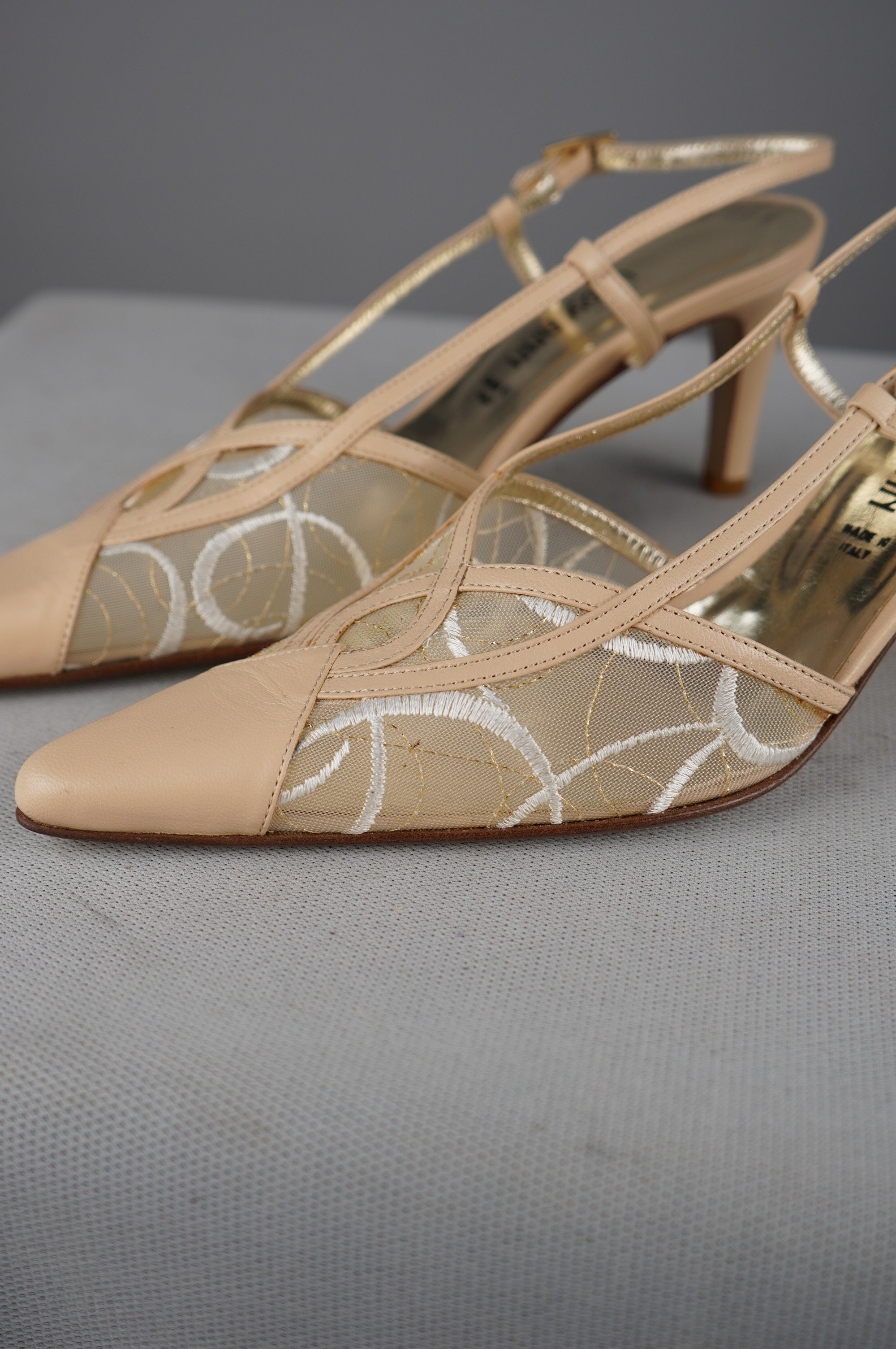 Slingback vintage in vera pelle