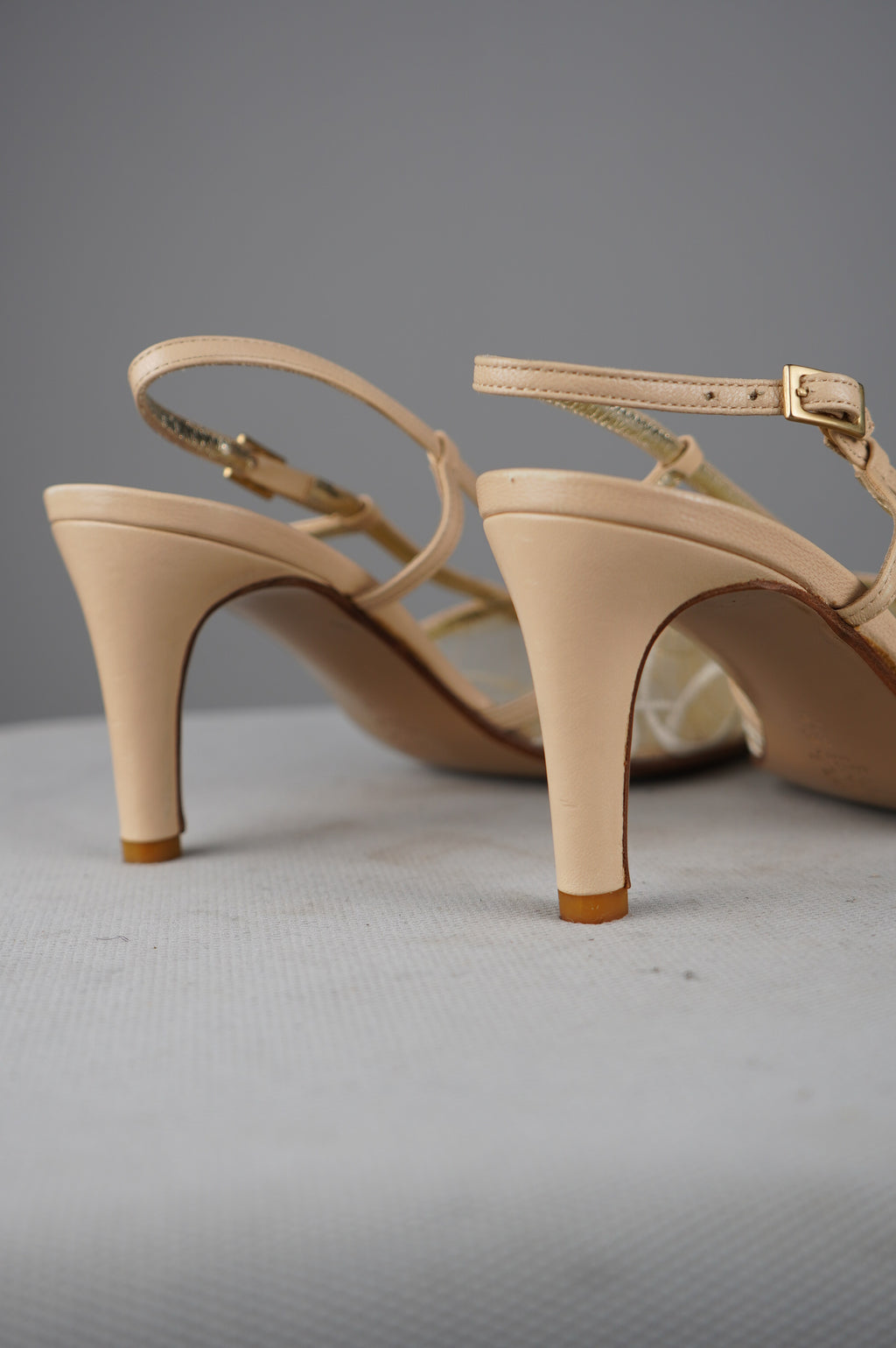 Slingback vintage in vera pelle