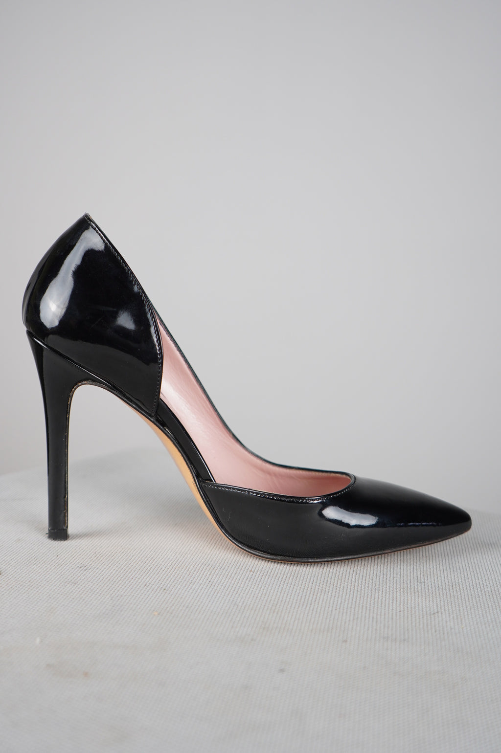 Deccollete' in vera pelle laccata n 36