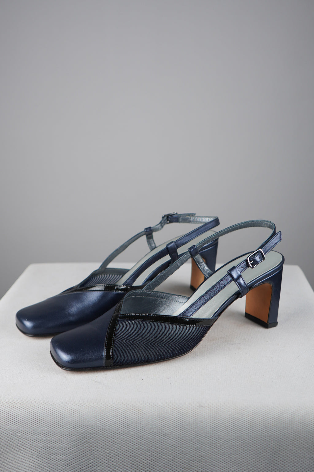 Slingback vintage in vera pelle