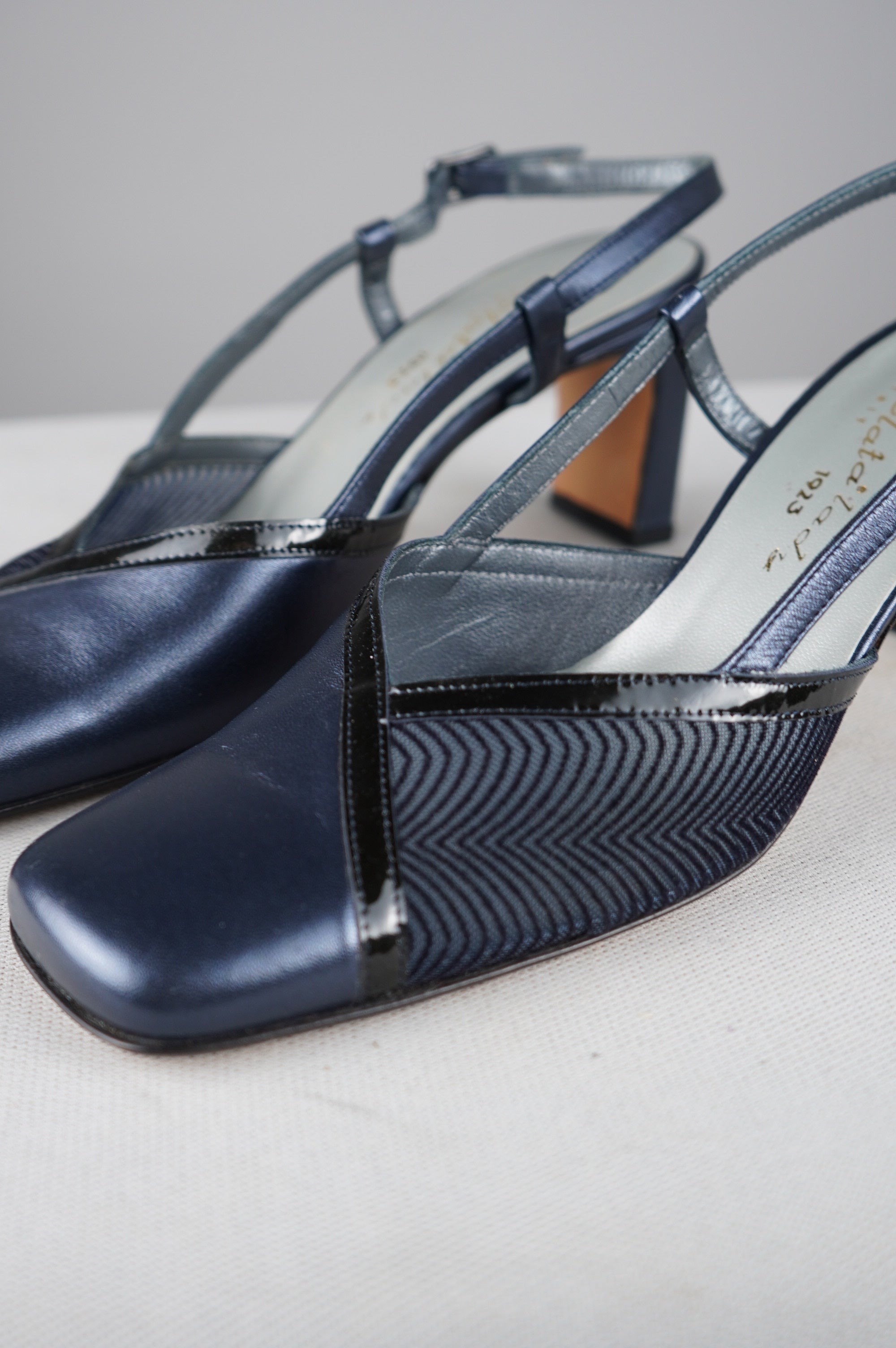 Slingback vintage in vera pelle