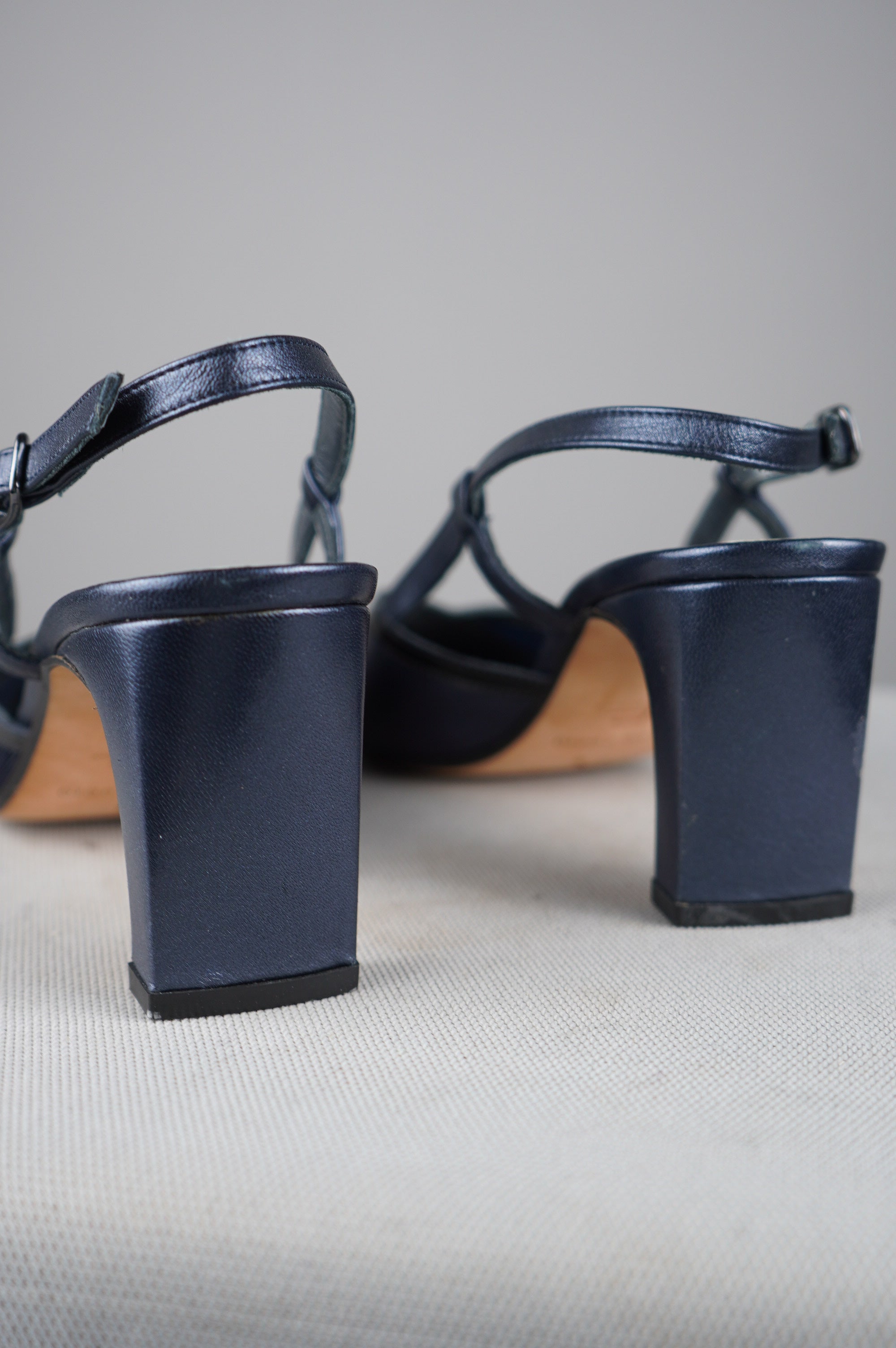 Slingback vintage in vera pelle
