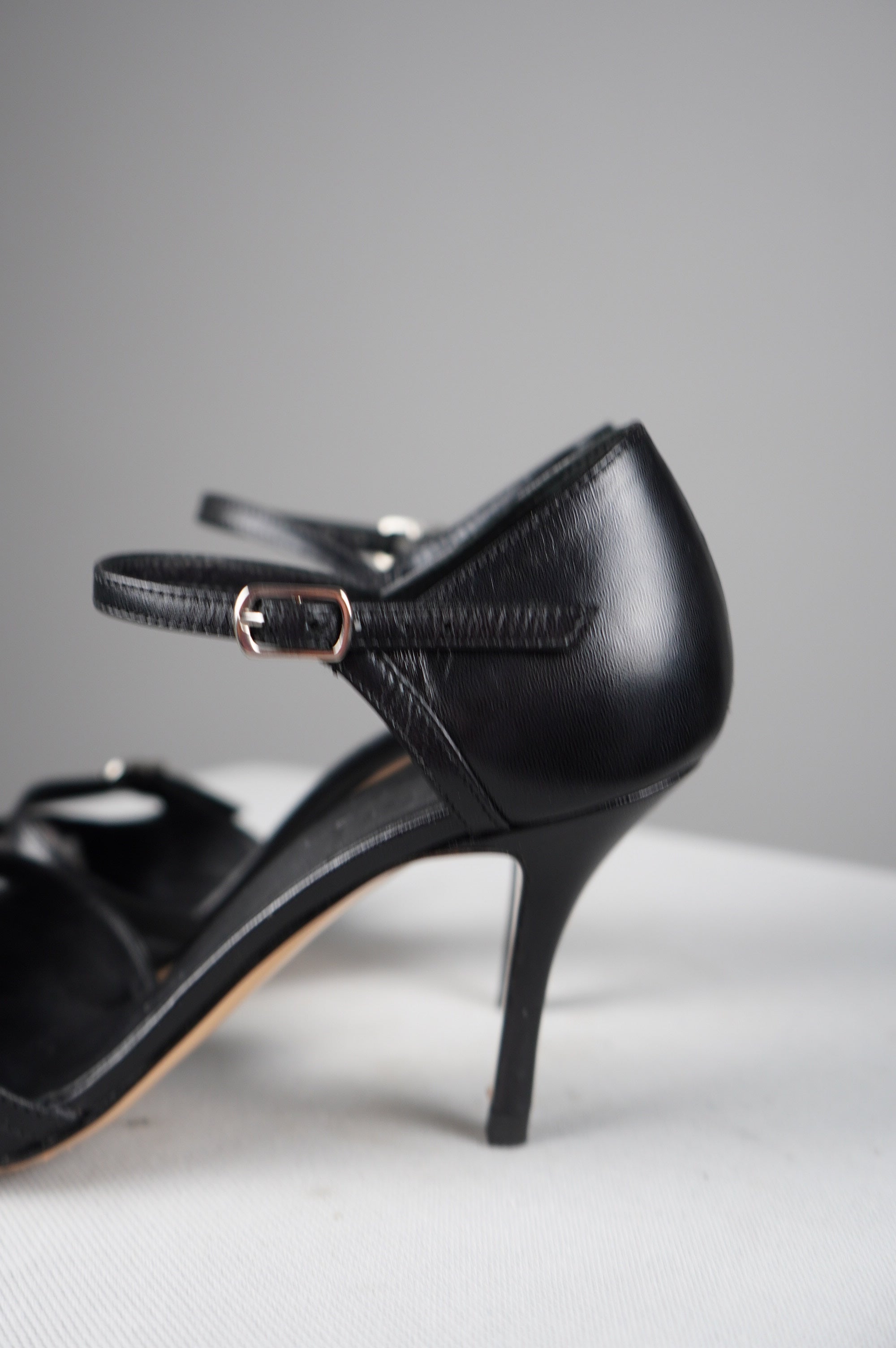 tacchi a punta in vera pelle n 38,5
