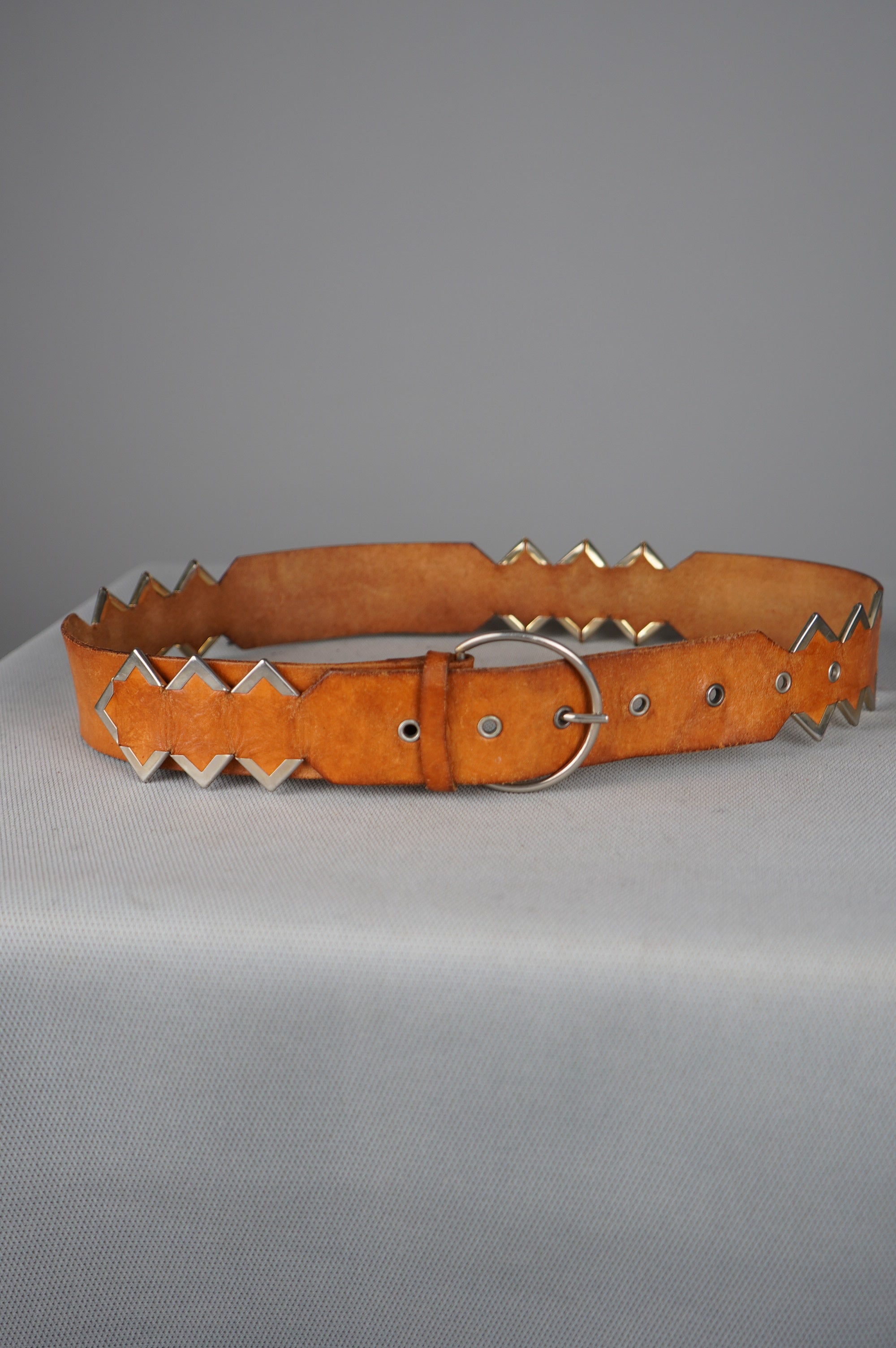 Cintura vintage in vera pelle