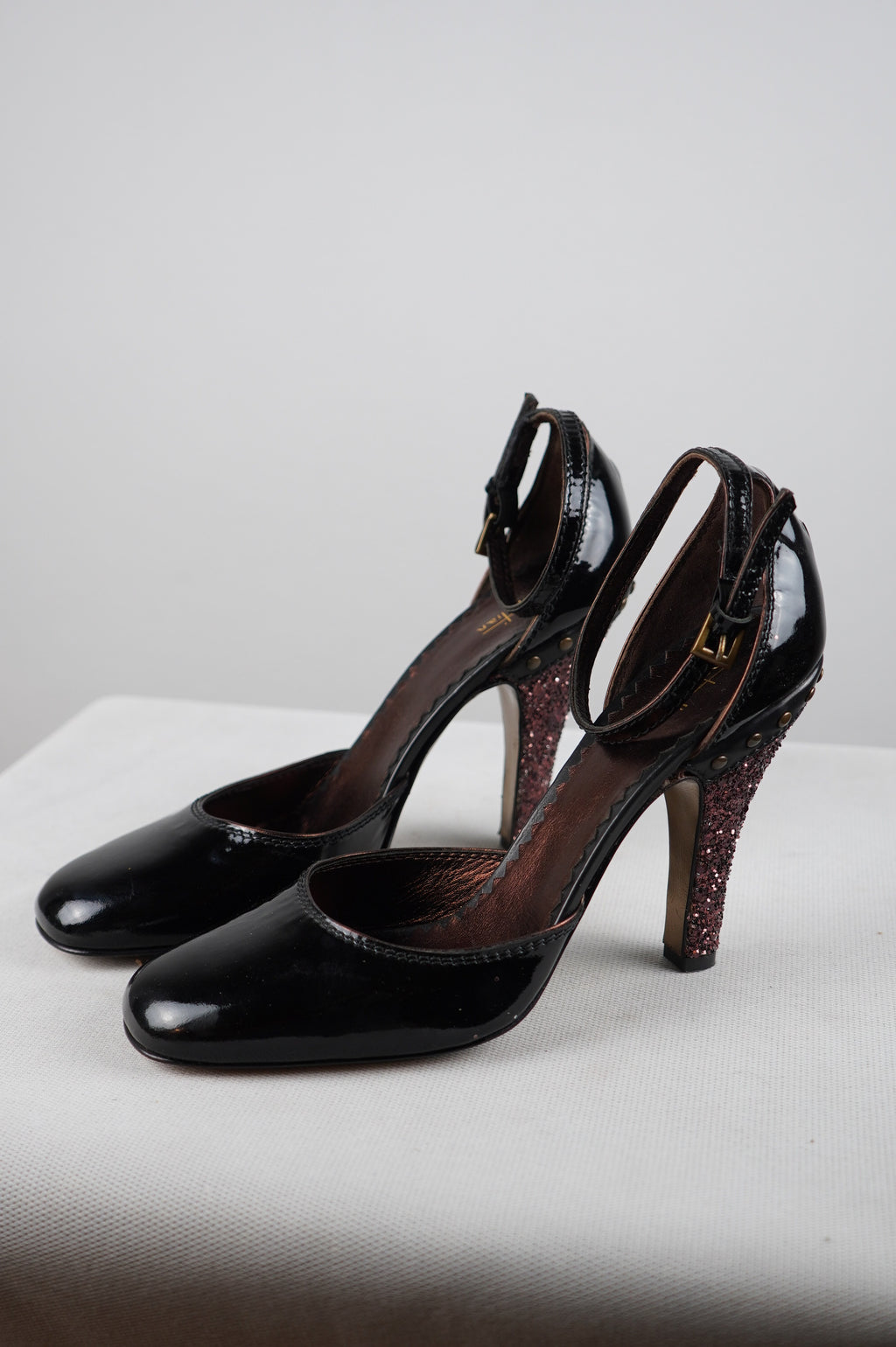 Tacchi Sebastian Nuovi in  vera pelle n 40