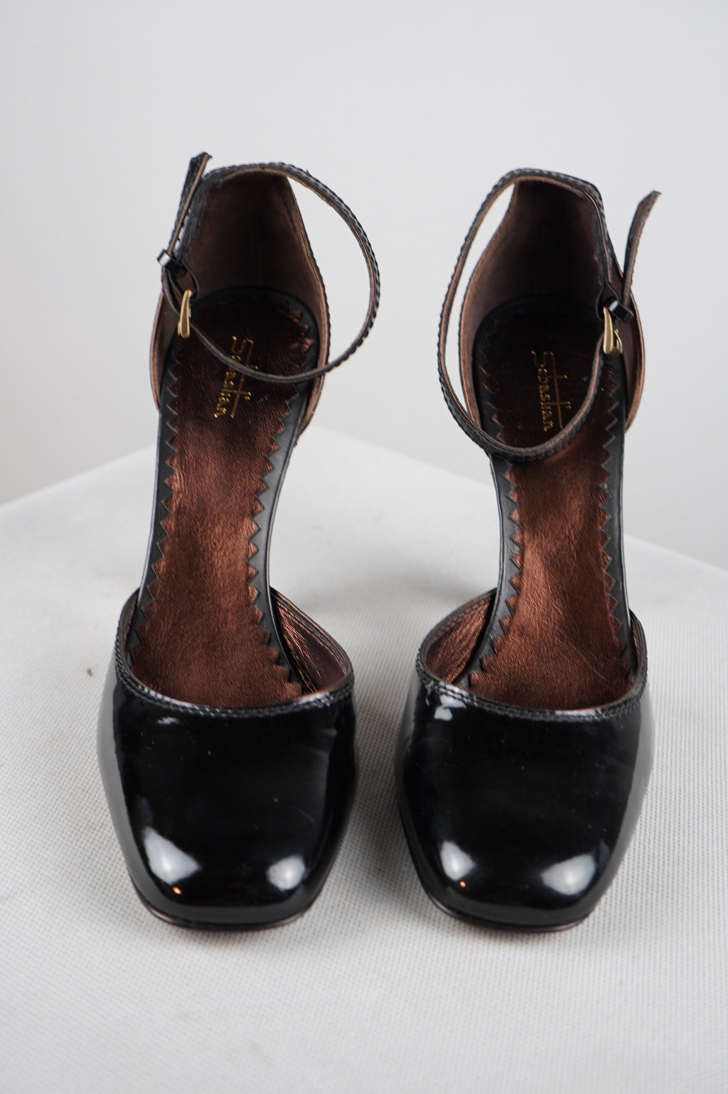 Tacchi Sebastian Nuovi in  vera pelle n 40