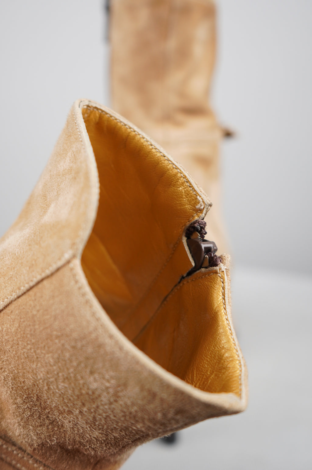 Stivali vintage in vera pelle scamosciata n 38