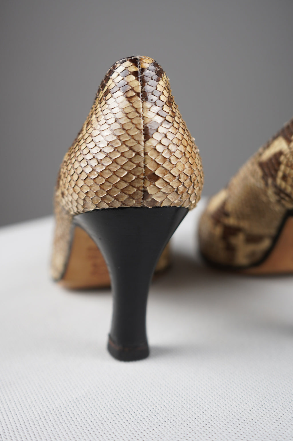 Tacchi in vera pelle di pitone n 36,5